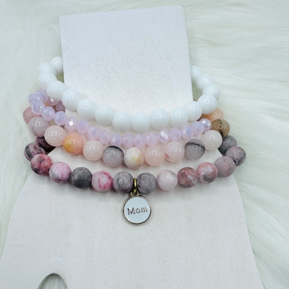 “Mom” Arm Candy Beaded Bracelet - Picture 5 of 7